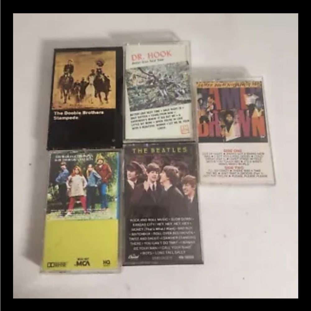 Vintage Cassette Tape Lot Of 5 Dr. Hook, The Beetles, Doobie Brothers, Mama’s